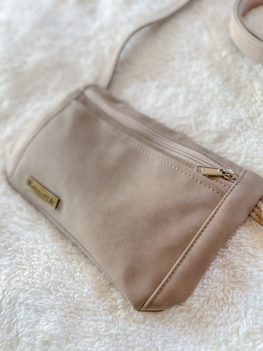 Essie Crossbody - Tan