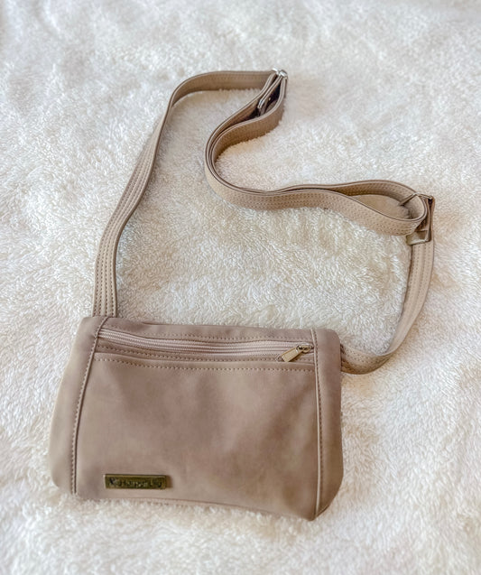 Essie Crossbody - Tan
