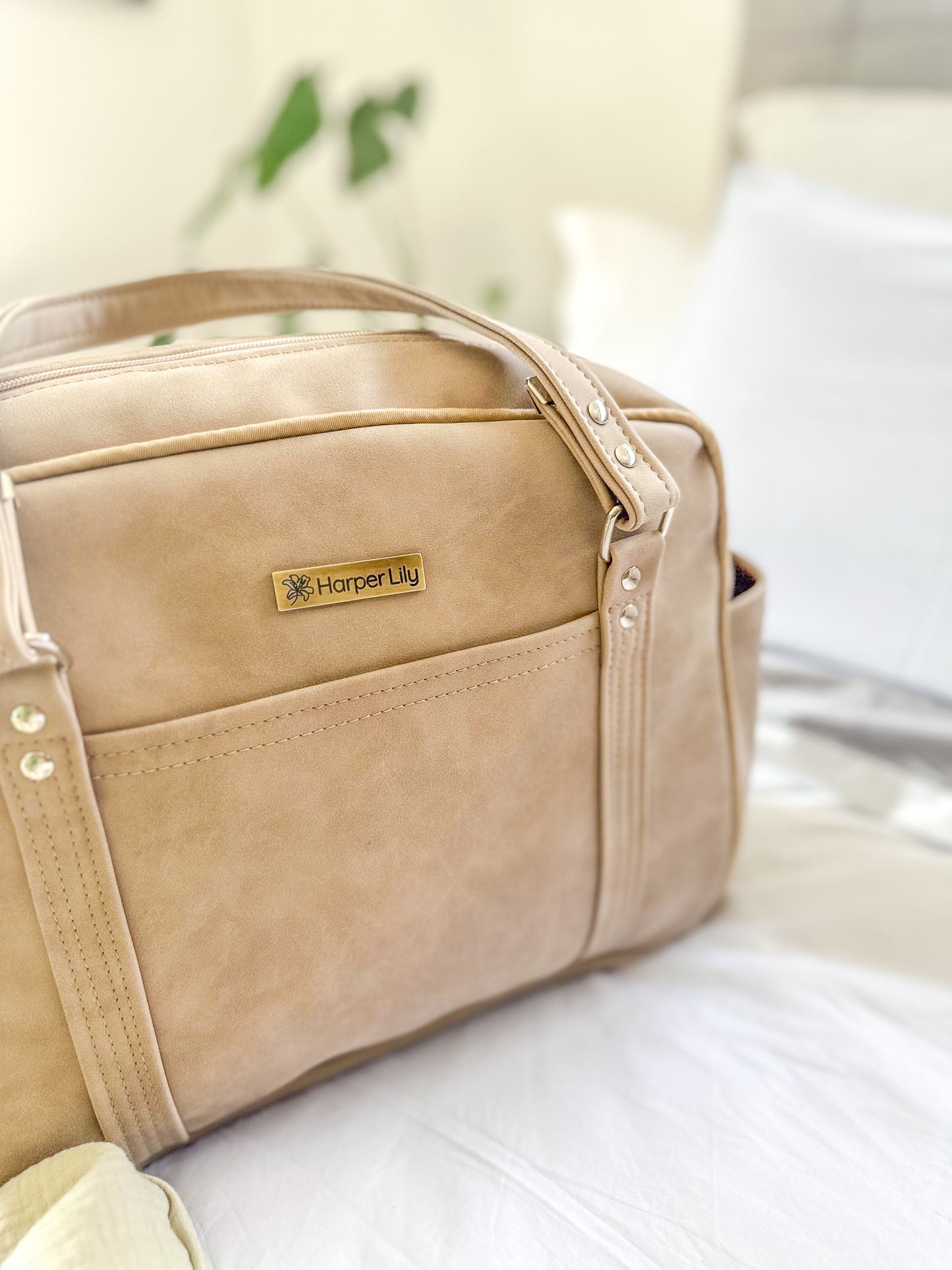 Emerson Venture Tote - Tan