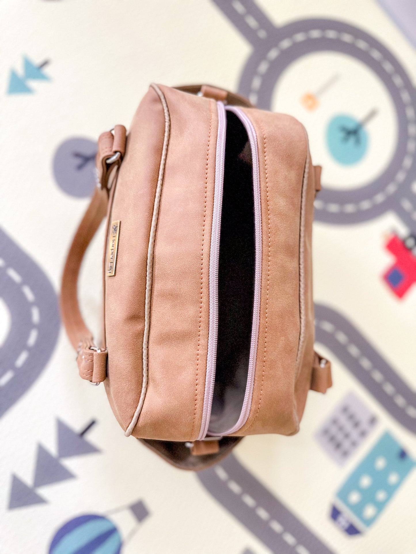 Emerson Venture Tote - Chocolate