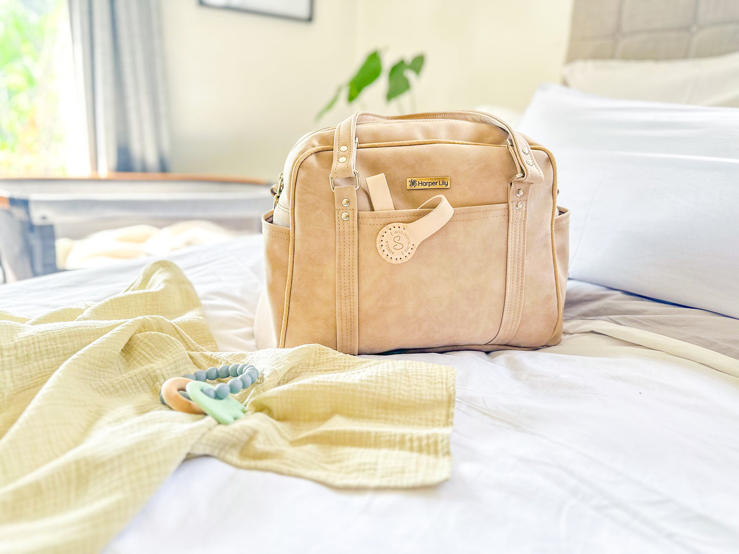 Emerson Venture Tote - Tan