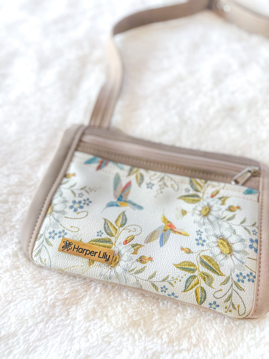 Essie Crossbody - Hummie