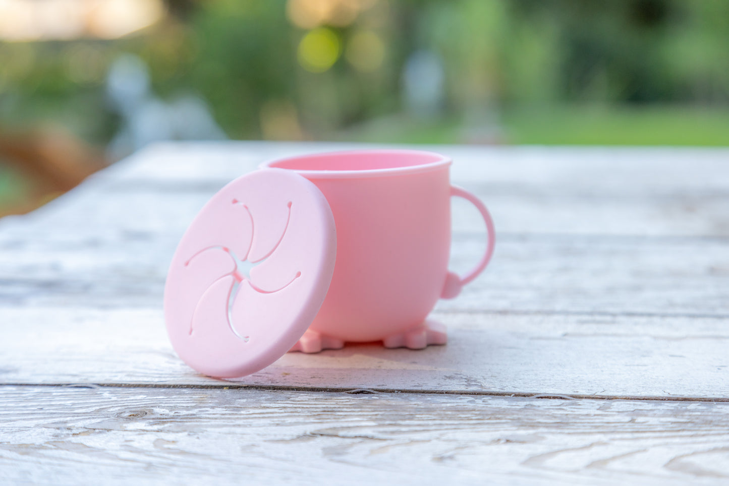 Silicone snack pots